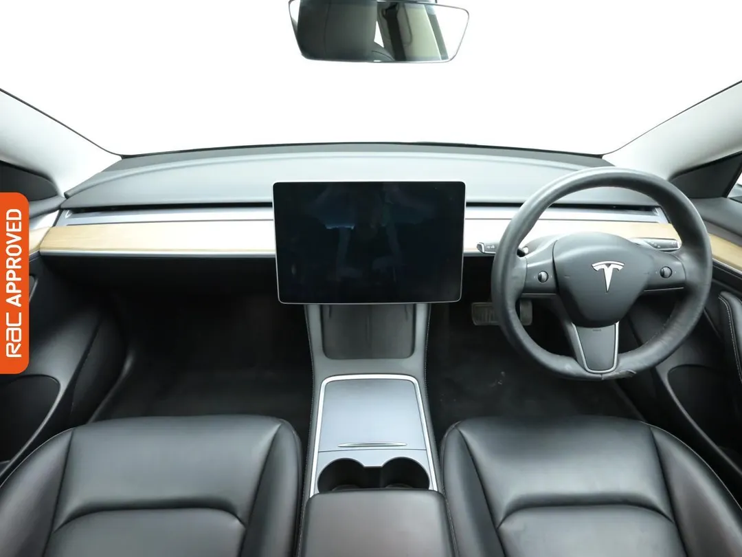 Tesla Model 3 thumbnails