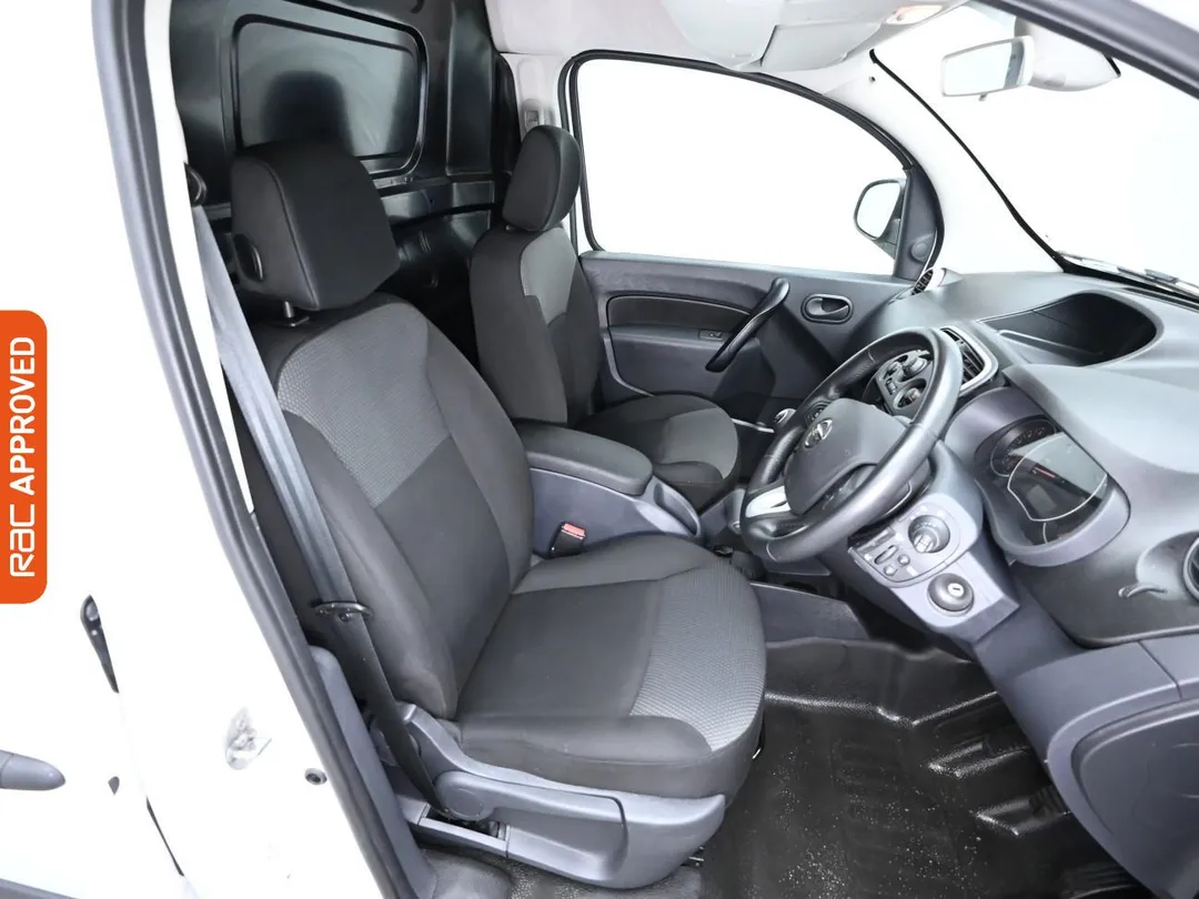 Nissan Nv250 thumbnails