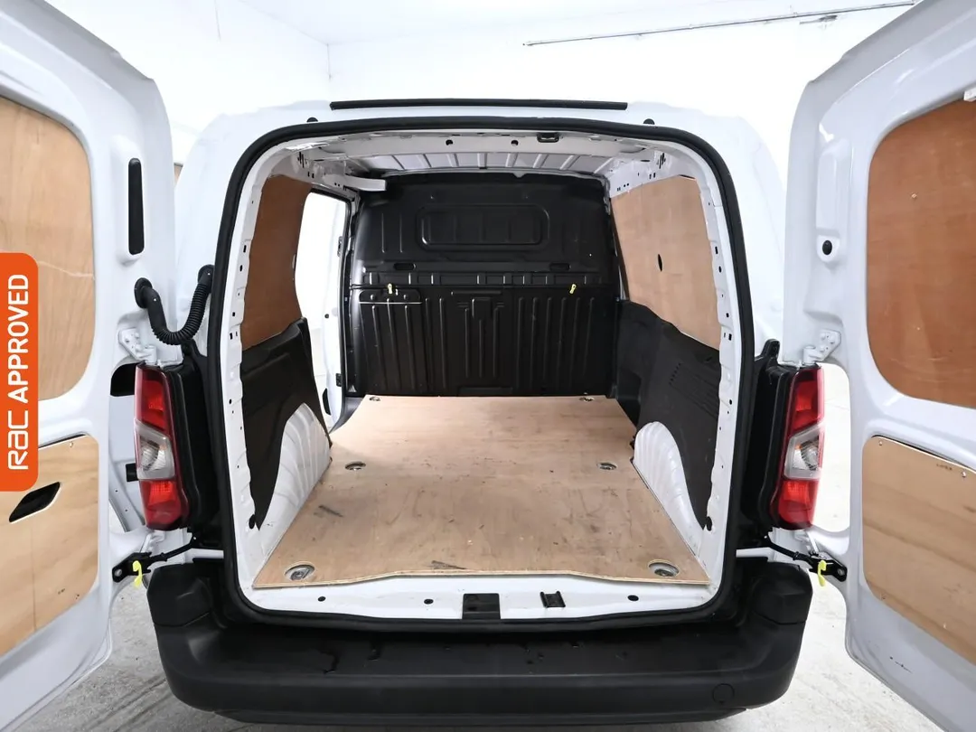 vauxhall combo 15 turbo d 2300 prime panel van 5dr diesel manual l1 h1 euro 6 ss 100 ps aetv120318 688dc2ccb3a3f