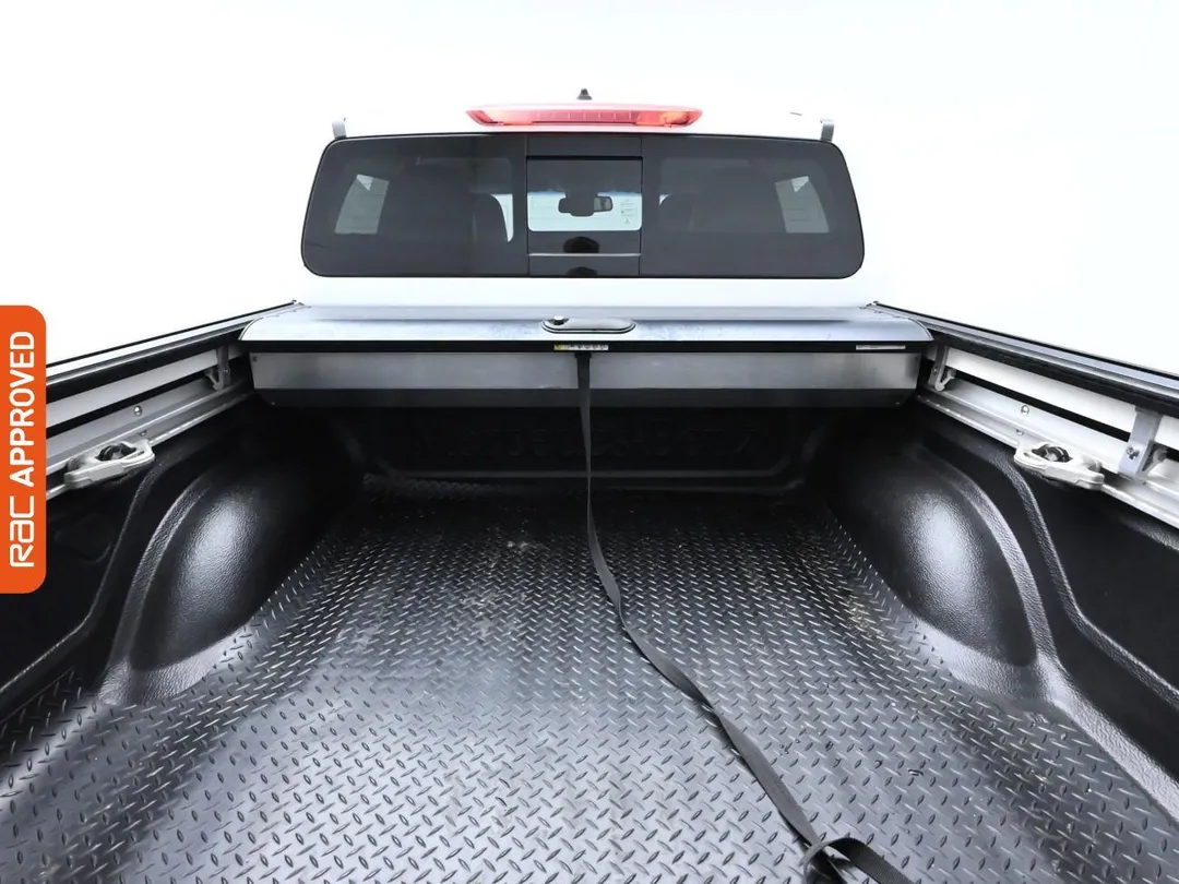 mercedes benz x class 23 cdi power pickup double cab 4dr diesel auto 4matic euro 6 190 ps aetv122900 1 68d678850fdac