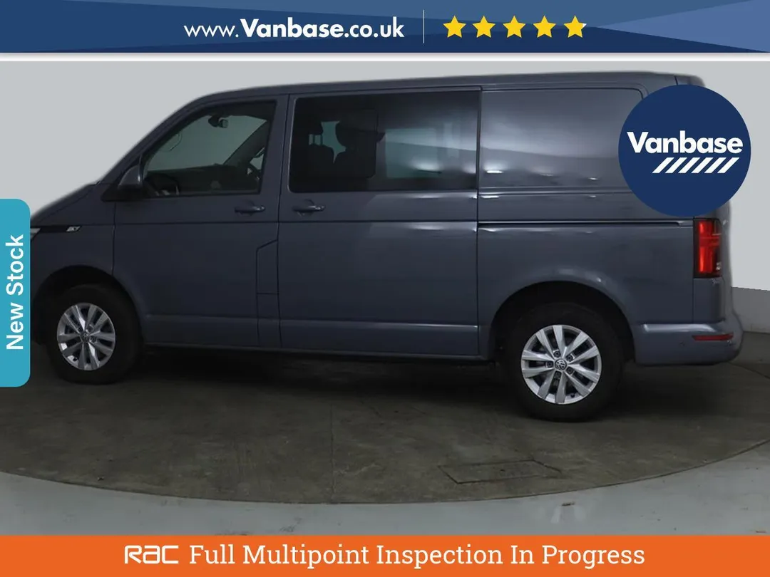 volkswagen transporter 20 tdi t30 highline kombi double cab 5dr diesel dsg fwd swb euro 6 ss 150 ps aetv123905 1 68de964940fea