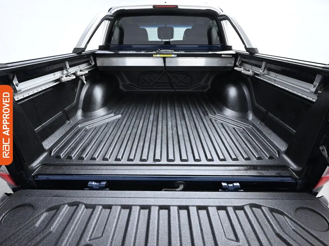 nissan navara aetv123919 68fc7b148ca67