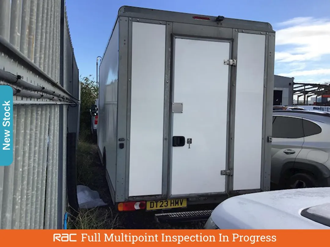 renault master 23 dci energy 35 business platform cab 2dr diesel manual fwd lwb euro 6 ss 145 bhp aetv122710 1 68fc7b678f0b9