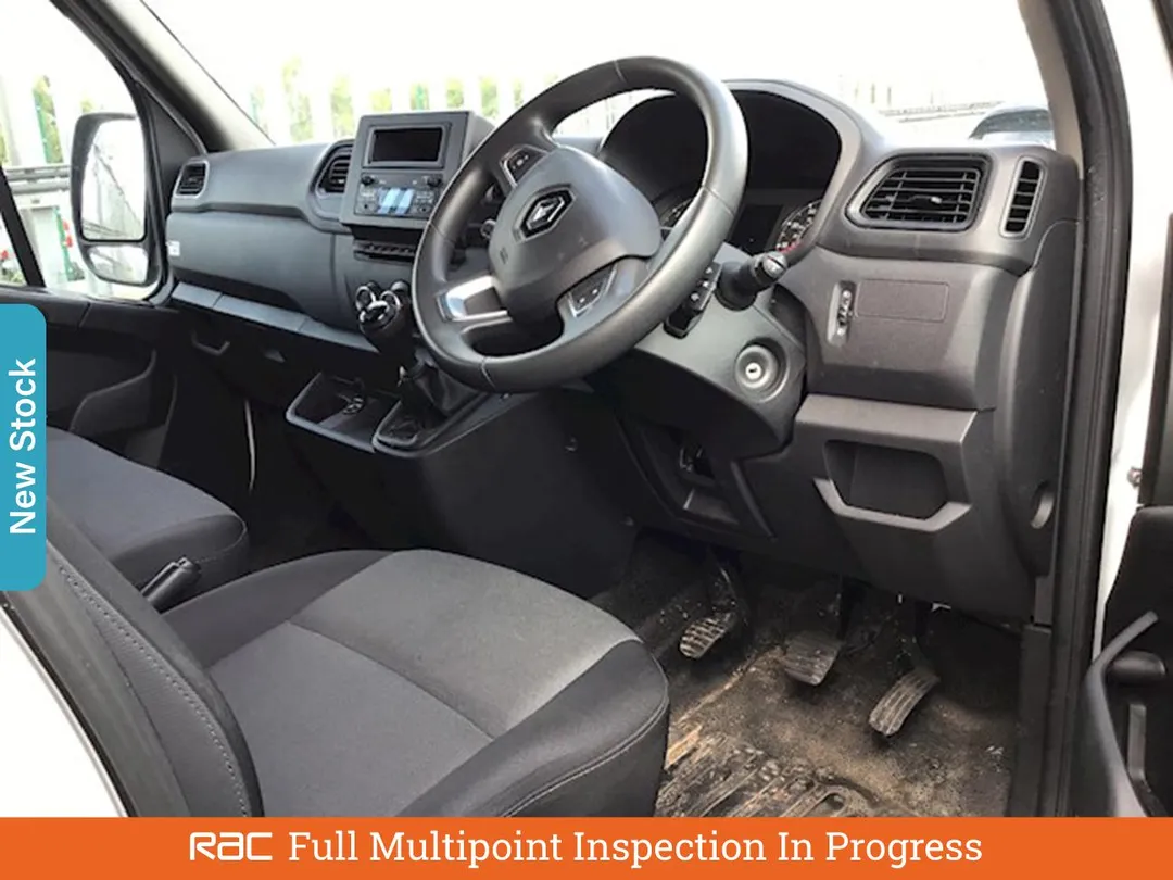 renault master 23 dci energy 35 business platform cab 2dr diesel manual fwd lwb euro 6 ss 145 bhp aetv122711 1 68fc7b71c3c7c