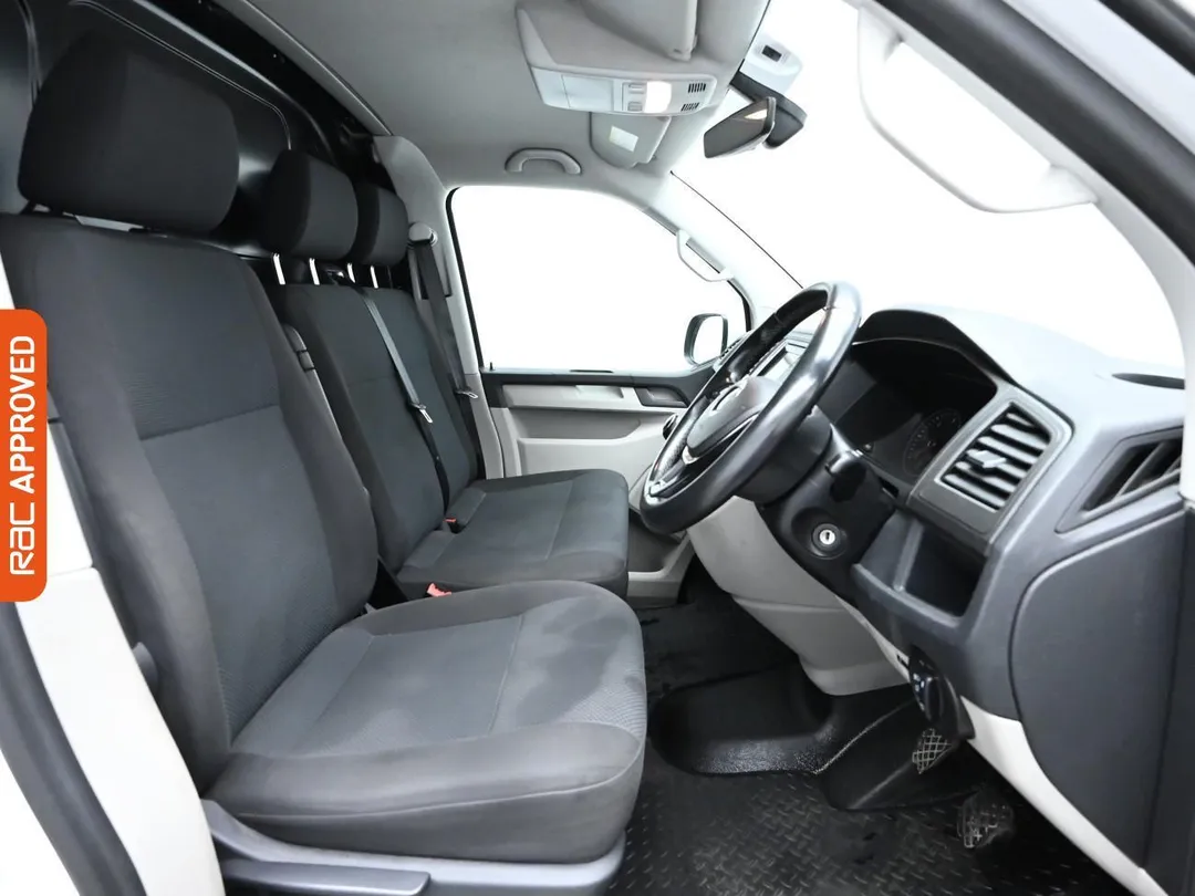 volkswagen transporter 20 tdi t32 highline panel van 5dr diesel manual 4motion swb euro 6 ss 150 ps aetv122942 1 695f7e4362ebe
