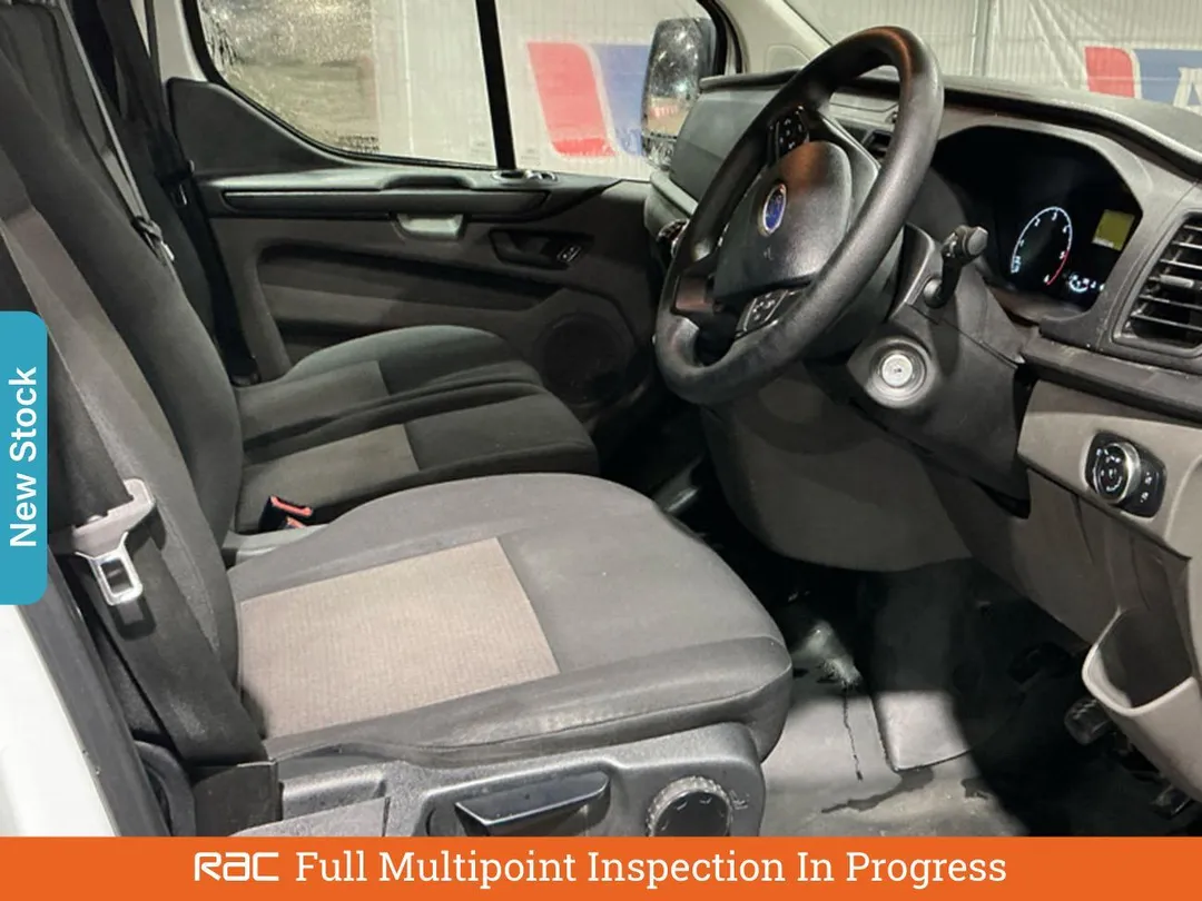 ford transit custom 20 320 ecoblue leader panel van 5dr diesel manual l2 h2 euro 6 ss 105 ps aetv127730 69620a60e061a