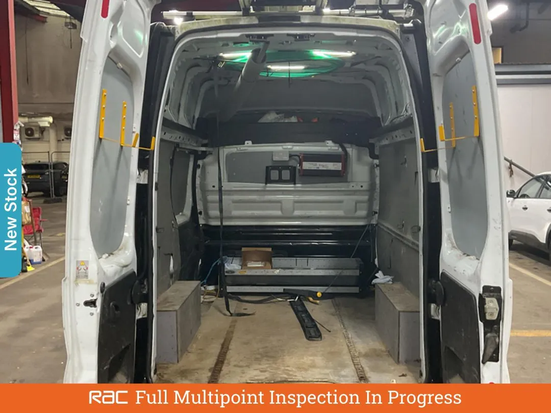 renault trafic 20 dci energy 30 business panel van 5dr diesel manual swb high roof euro 6 ss 145 ps aetv127729 69620a6644f91