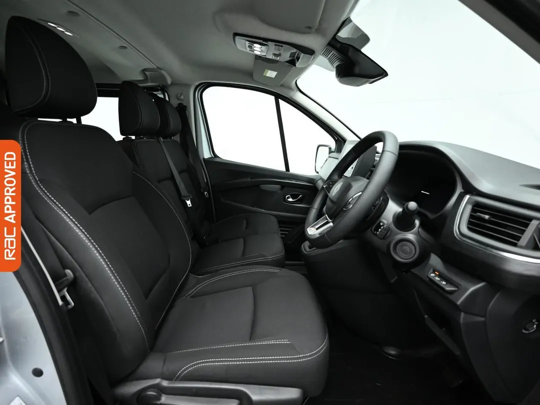 renault trafic 20 dci blue ll30 extra sport crew van double cab 6dr diesel auto l2 h1 euro 6 ss 170 ps aetv128940 6986fd6bc4d88