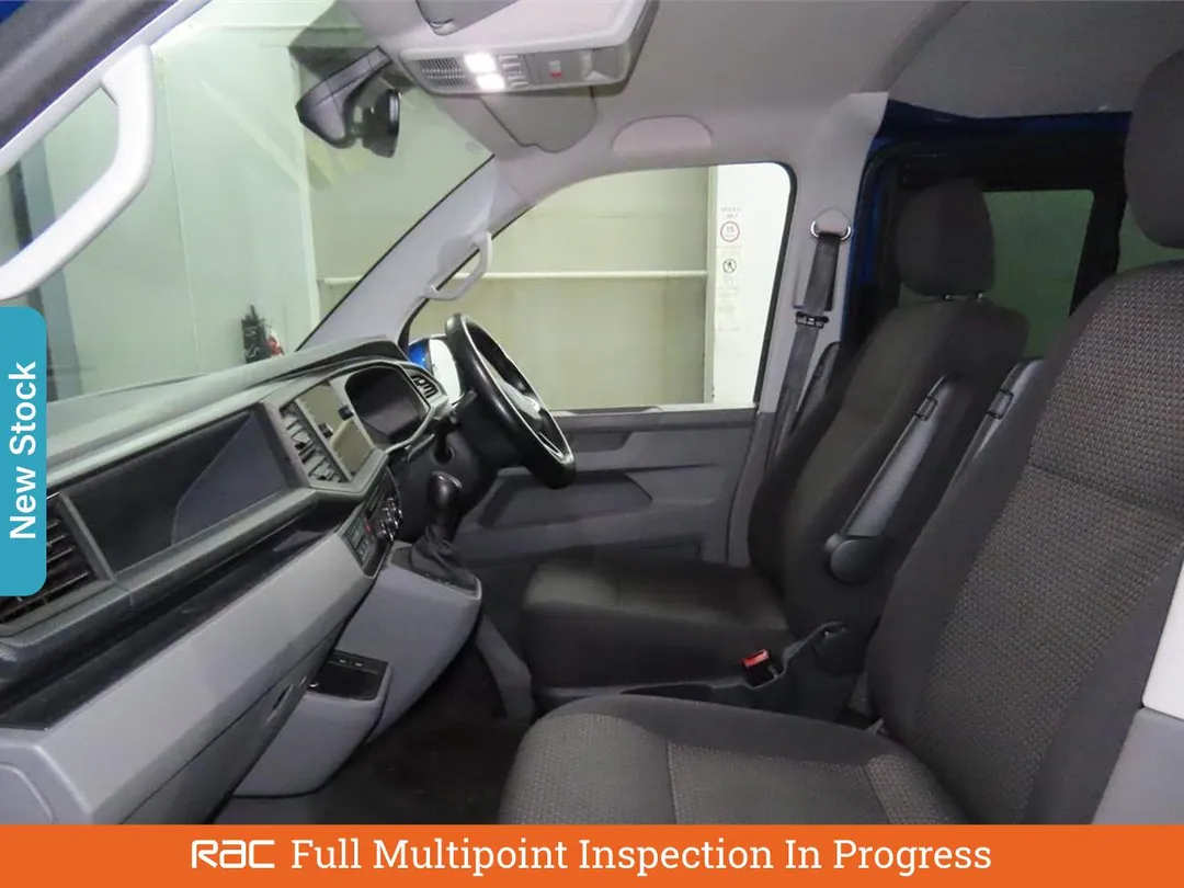 volkswagen transporter 20 bitdi t32 highline kombi double cab 5dr diesel dsg fwd swb euro 6 ss 204 ps aetv129416 698d936601b63