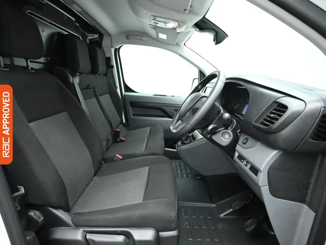 peugeot expert 20 bluehdi 1400 professional premium long panel van 6dr diesel manual lwb euro 6 ss 145 ps aetv128771 699eeb2bb6f36