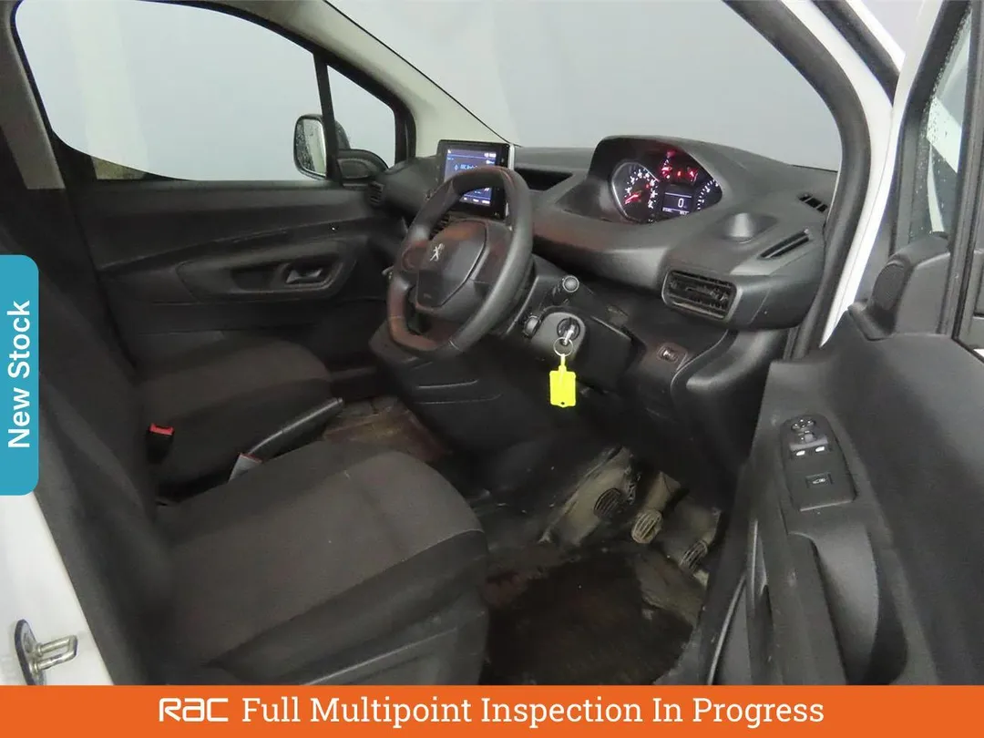 peugeot partner 15 bluehdi 1000 professional premium standard panel van 5dr diesel manual swb euro 6 ss 100 bhp aetv129594 699f1efa2f0fa