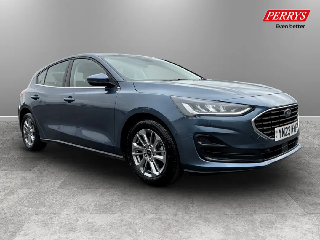 FORD FOCUS USED 1.0 ECOBOOST TITANIUM 5DR PREMIUM HATCHBACK PETROL MANUAL 24,551 MILES BLUE...