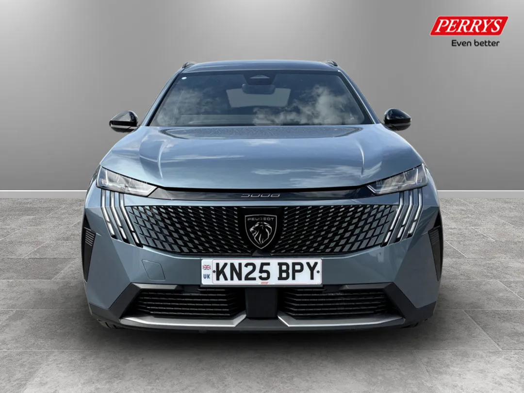 PEUGEOT 5008 USED 1.2 HYBRID 136 ALLURE 5DR E DSC6 1 OWNER F.S.H APPLE...