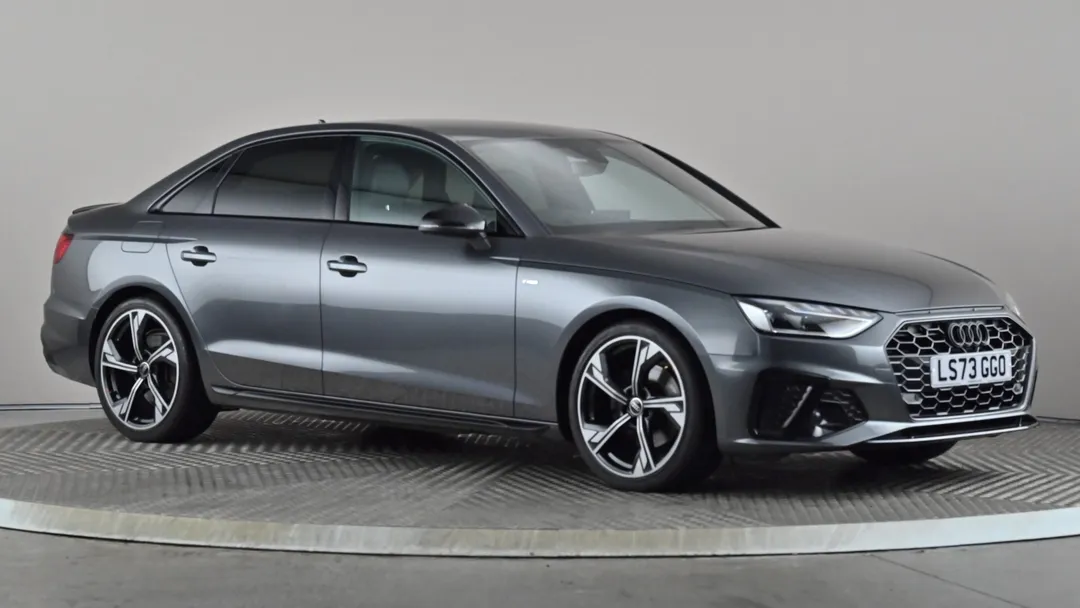 AUDI A4 35 TDI Black Edition S Tronic