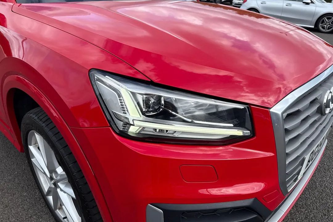 AUDI Q2 30 TDI S Line 5dr