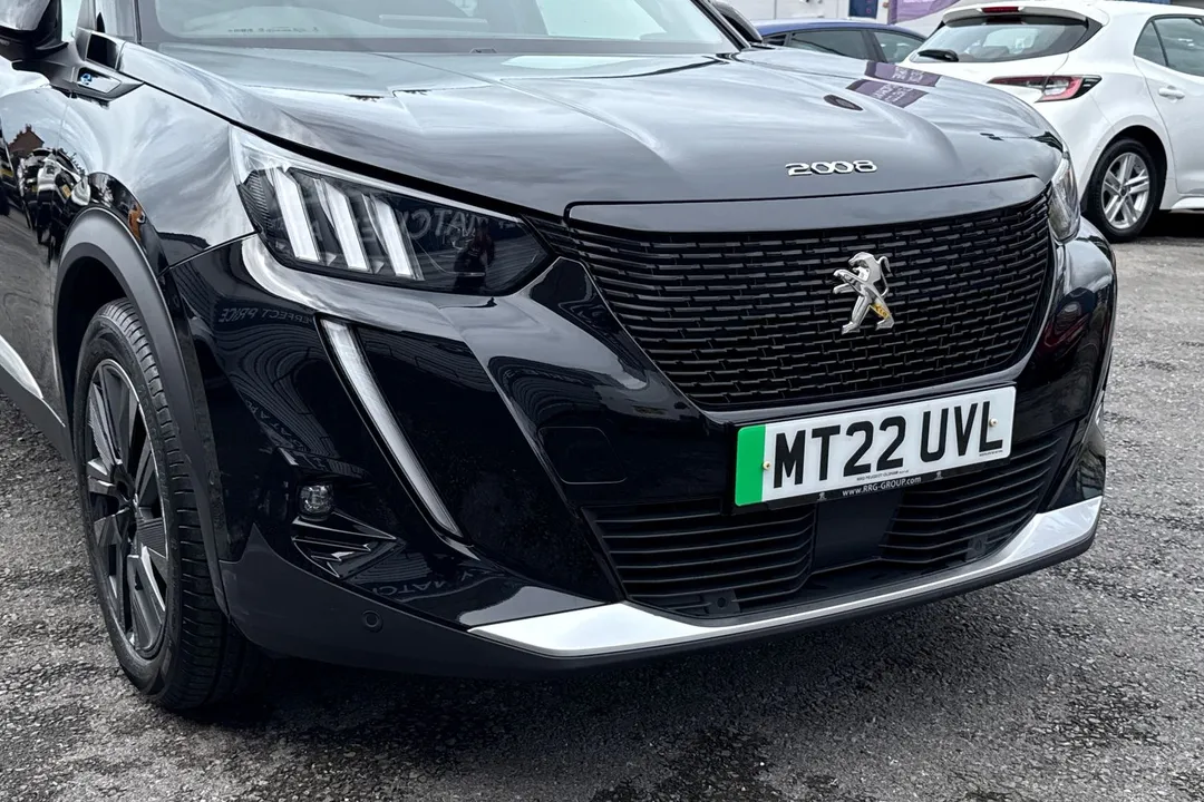 PEUGEOT 2008 100kW GT Premium 50kWh 5dr Auto