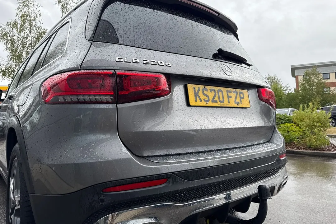 MERCEDES-BENZ GLB GLB 220d 4Matic AMG Line Prem 5dr 8G-Tron [5 seat]