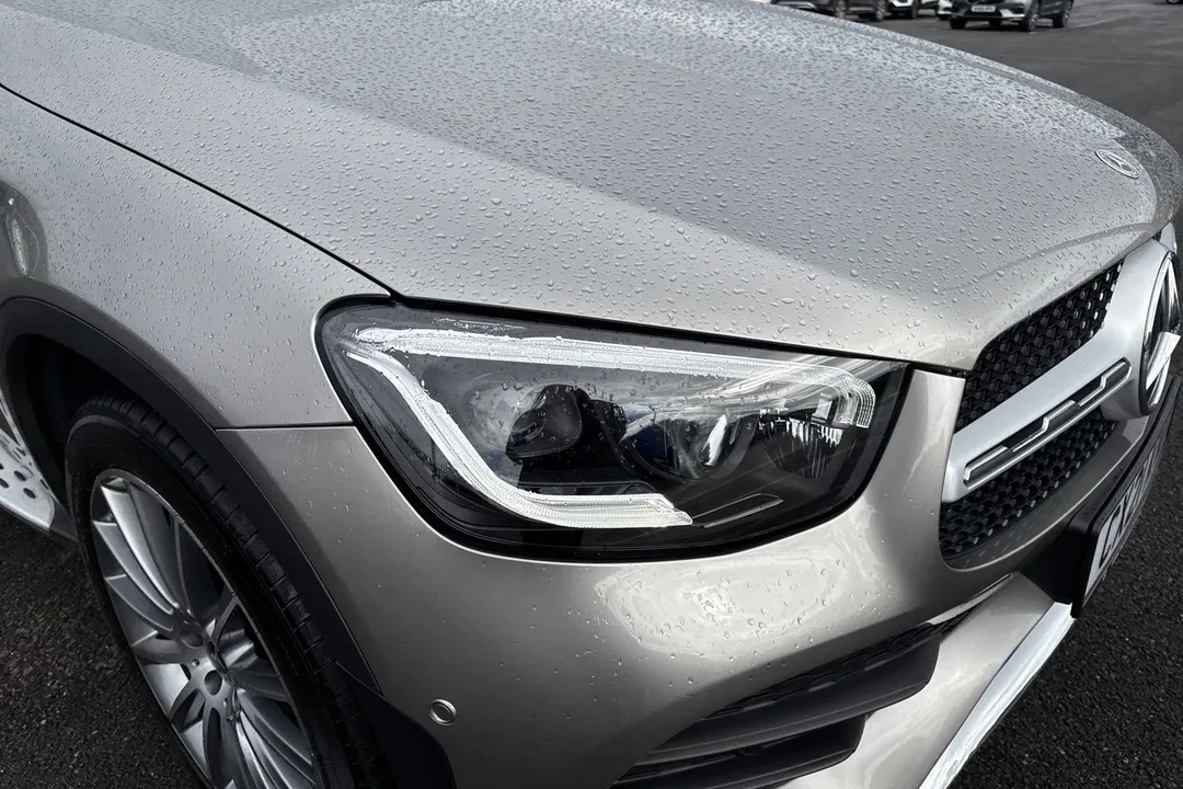 MERCEDES-BENZ GLC GLC 300d 4Matic AMG Line Premium 5dr 9G-Tronic