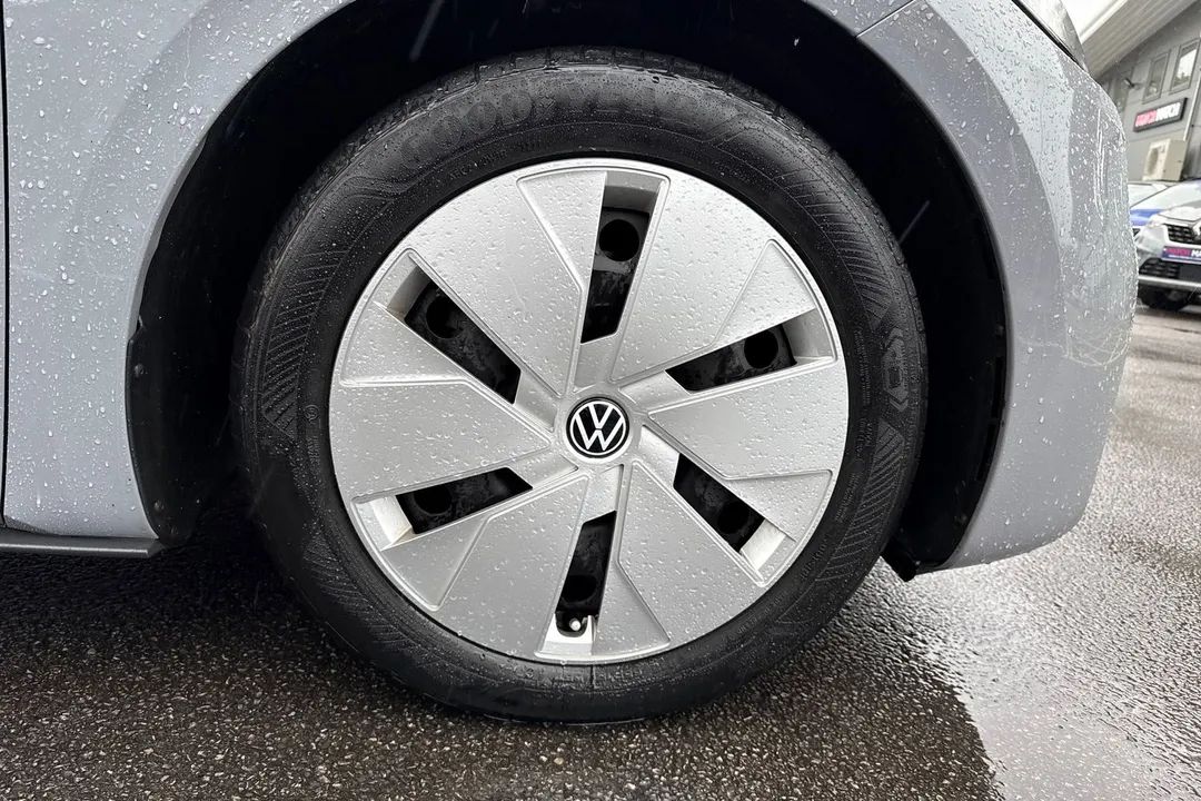 VOLKSWAGEN ID.3 110kW Life Pure Performance 45kWh 5dr Auto