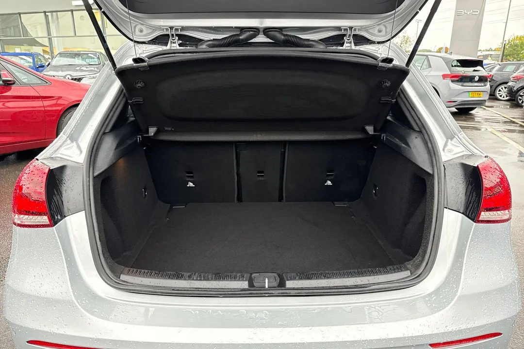 MERCEDES-BENZ A CLASS A200 AMG Line Premium 5dr Auto