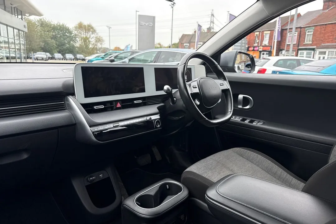 HYUNDAI IONIQ 5 160kW Premium 73 kWh 5dr Auto