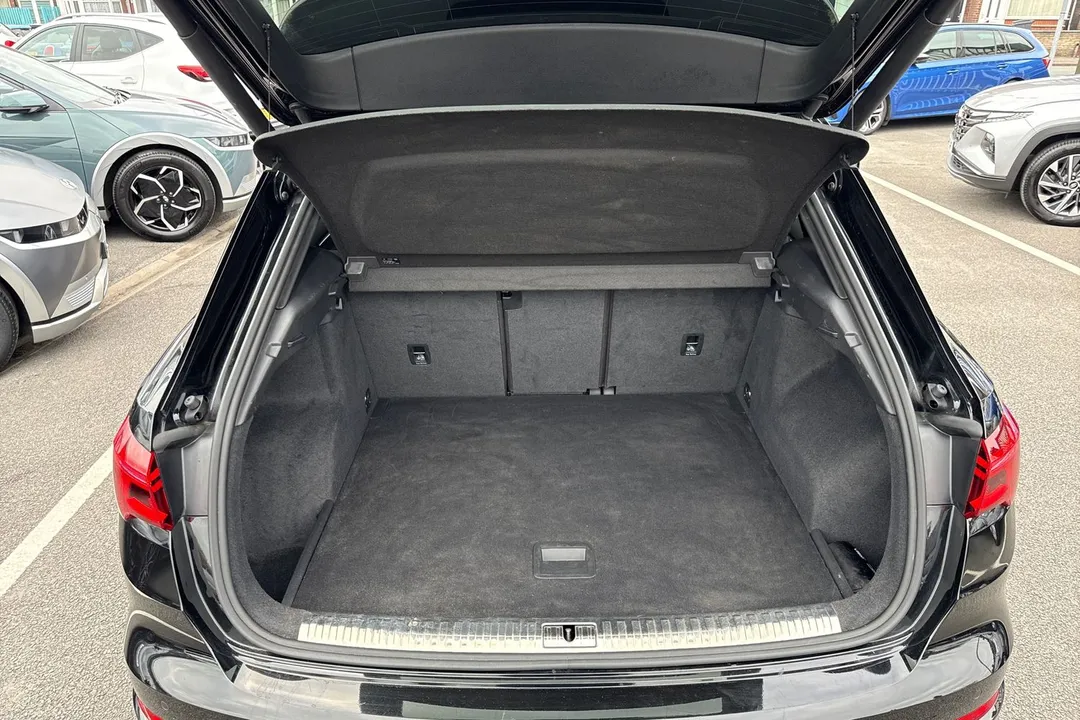 AUDI Q3 35 TFSI S Line 5dr