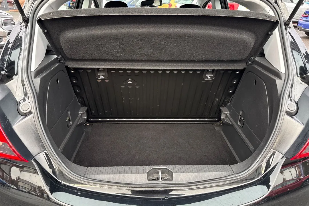 VAUXHALL CORSA 1.4 [75] SRi 5dr