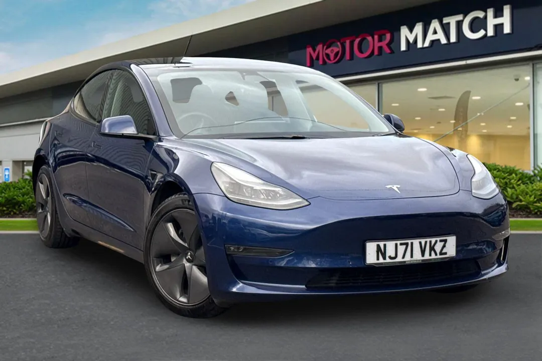 Tesla Model 3 (Dual Motor) Long Range Auto 4WDE 4dr