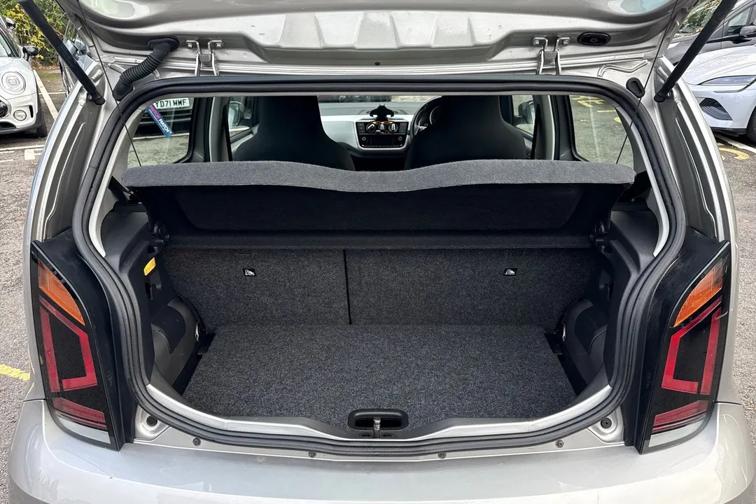 Volkswagen Up! 1.0 High up! Euro 6 (s/s) 5dr