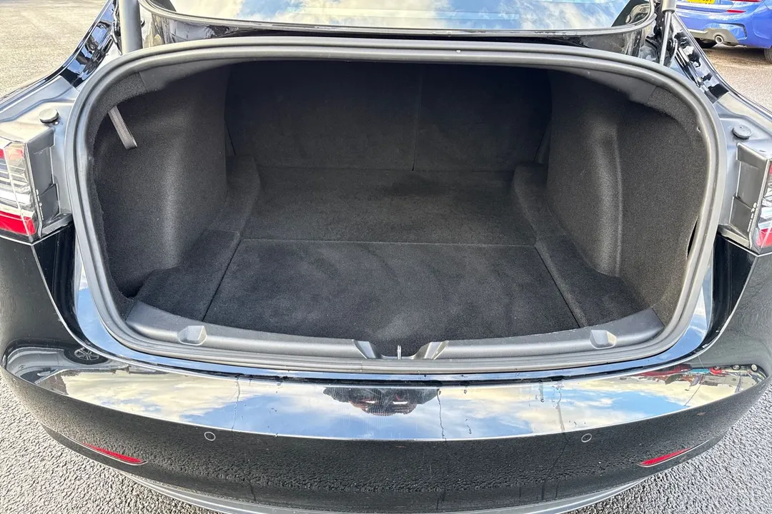 TESLA MODEL 3 Standard Plus 4dr Auto