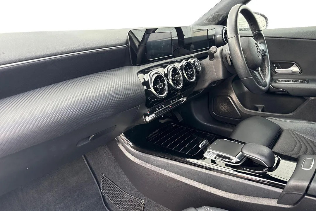 MERCEDES-BENZ A CLASS A180d SE 5dr Auto