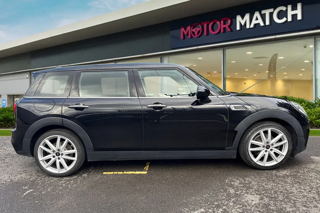 MINI CLUBMAN 1.5 Cooper Sport 6dr
