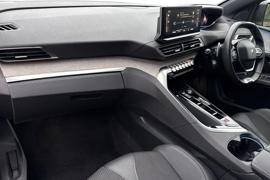 PEUGEOT 5008 1.2 PureTech GT EAT Euro 6 (s/s) 5dr