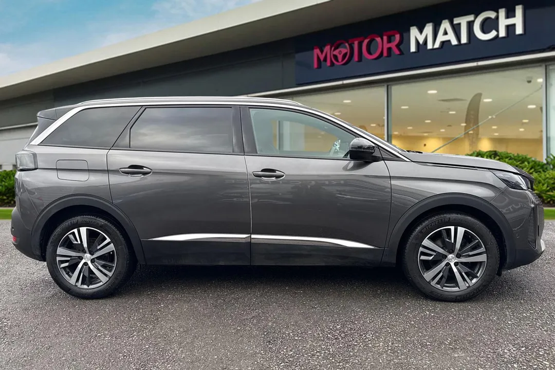 PEUGEOT 5008 1.5 BlueHDi Allure Premium + SUV 5dr Diesel EAT Euro 6 (s/s) (130 ps)