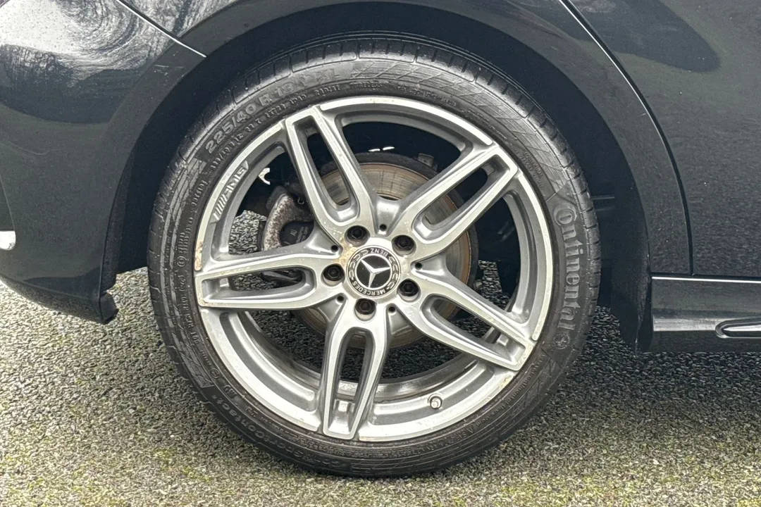 Mercedes-Benz A Class 1.5 A180d AMG Line 7G-DCT Euro 6 (s/s) 5dr