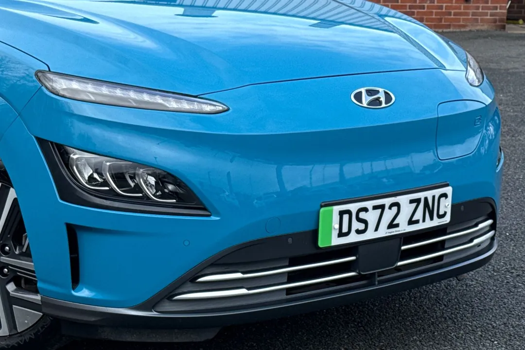 Hyundai Kona 64kWh Ultimate Auto 5dr (10.5kW Charger)
