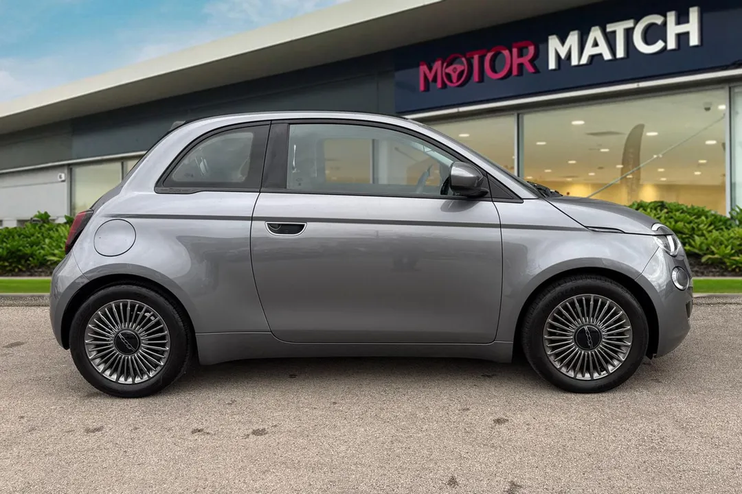 FIAT 500E C 42kWh Icon Auto 2dr