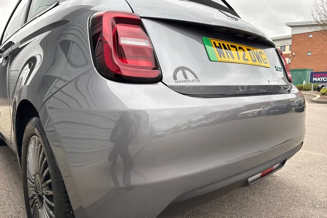 FIAT 500E C 42kWh Icon Auto 2dr