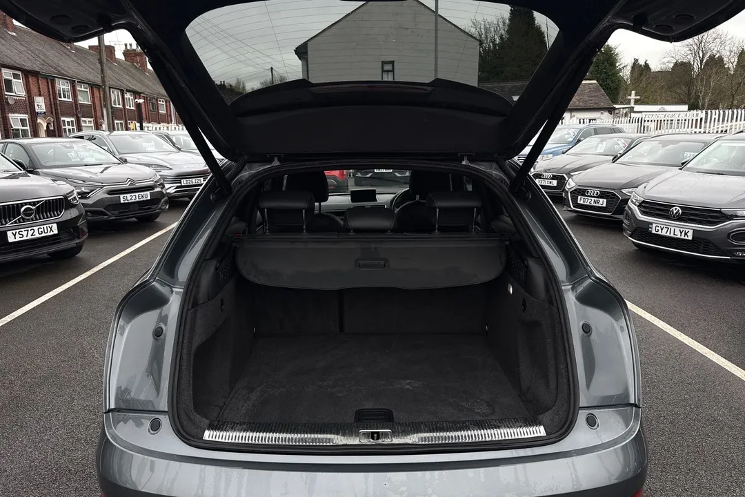 Audi Q3 2.0 TDI Black Edition Euro 6 (s/s) 5dr