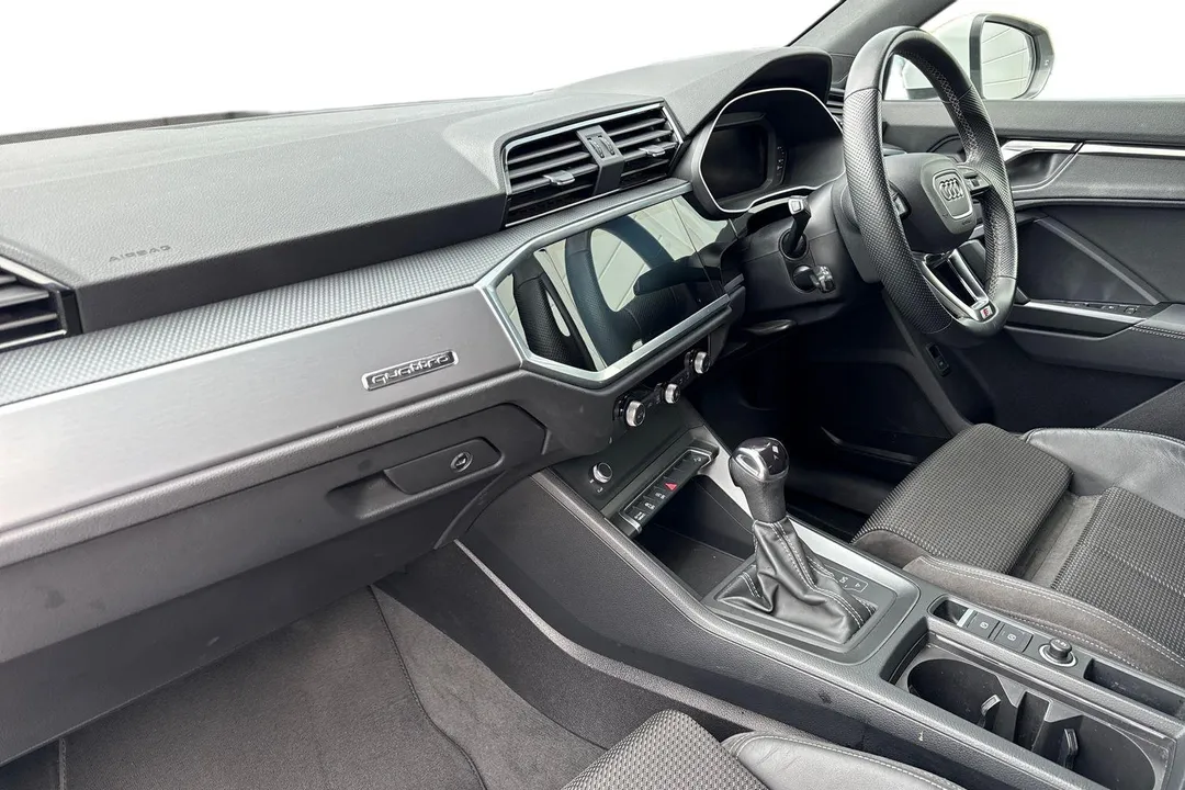 Audi Q3 2.0 TDI 40 S line Sportback S Tronic quattro Euro 6 (s/s) 5dr