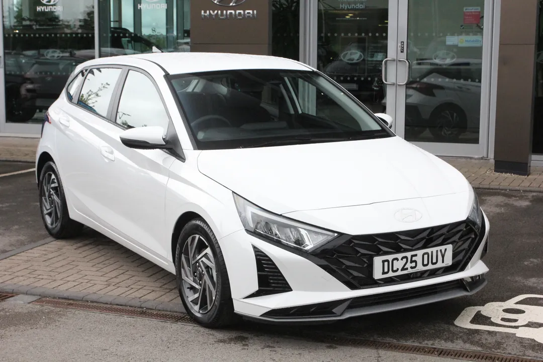 Hyundai i20 video thumbnail