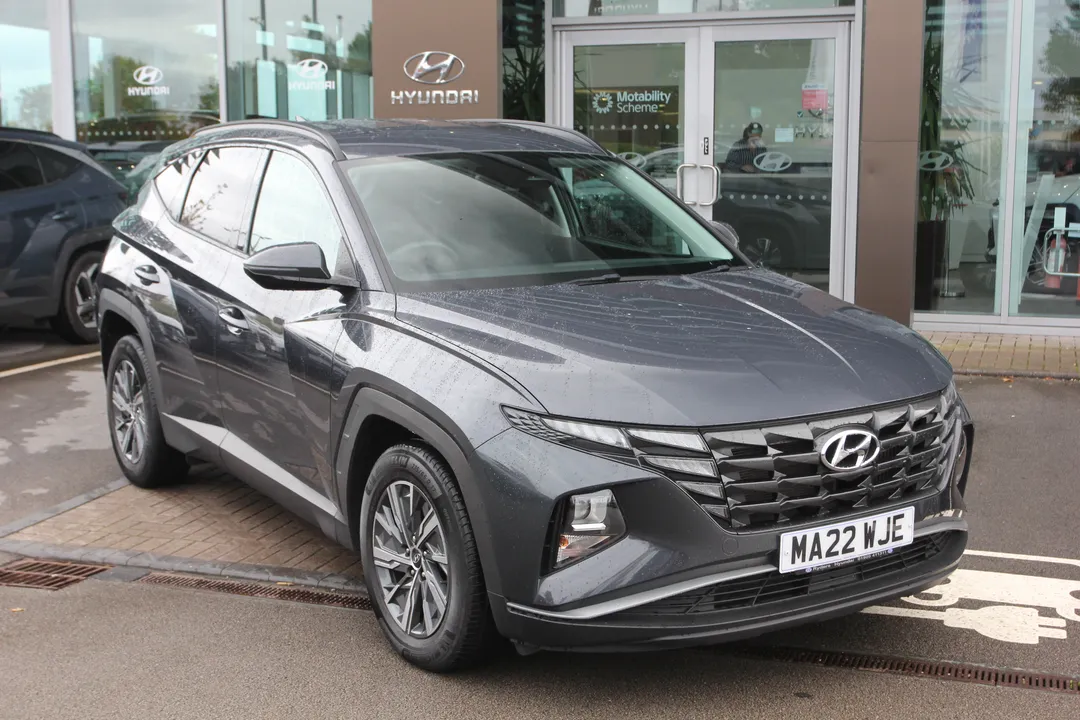 Hyundai Tucson video thumbnail