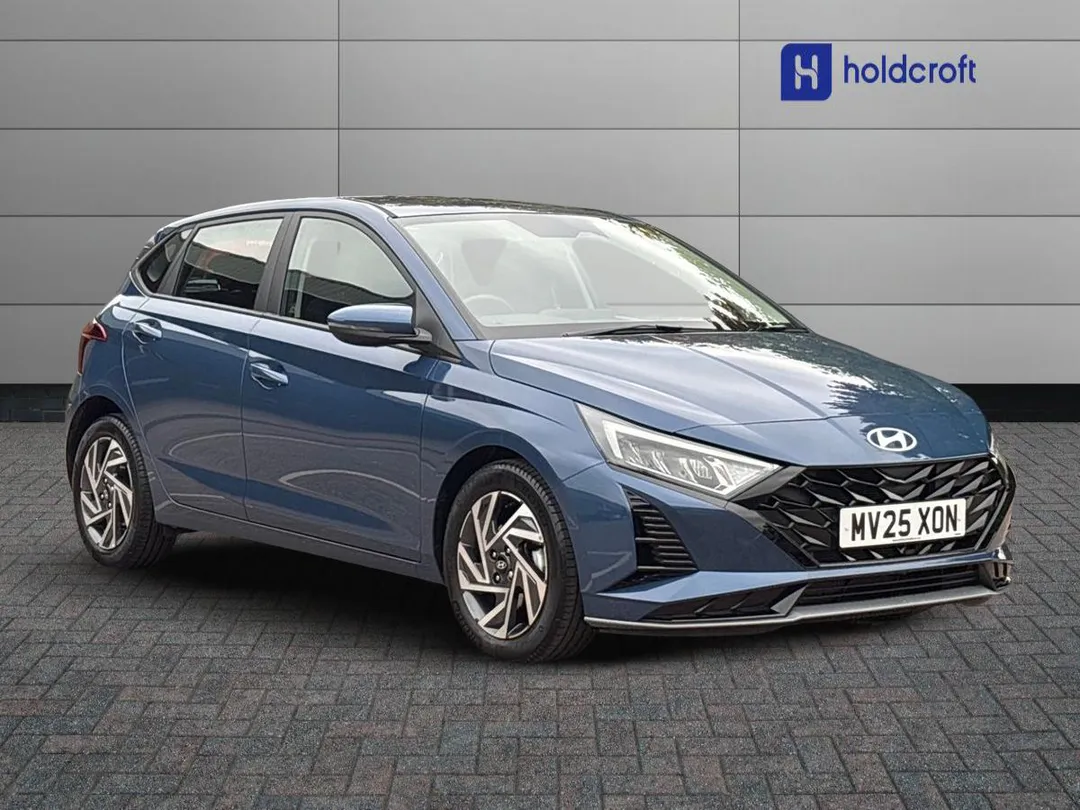 Hyundai i20 video thumbnail