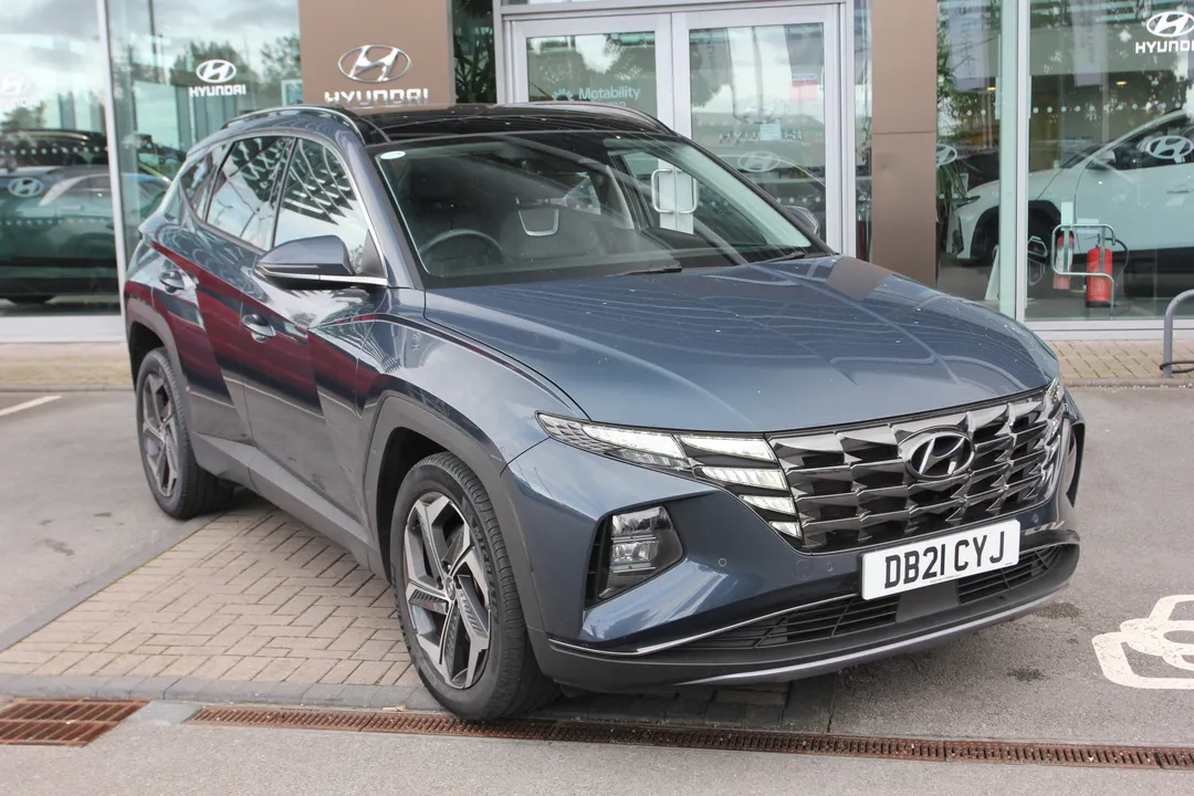 Hyundai Tucson video thumbnail