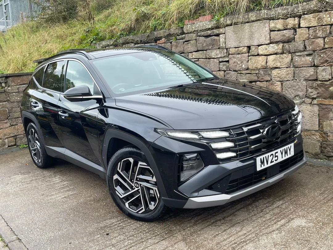 Hyundai Tucson video thumbnail