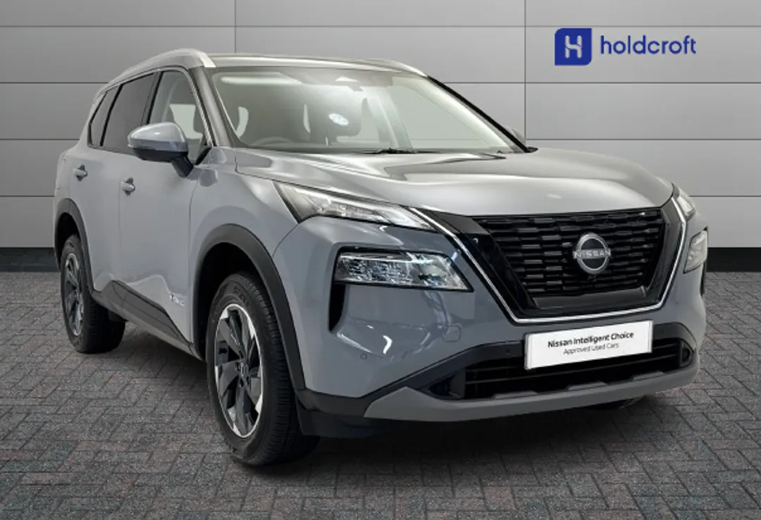 Nissan X-Trail video thumbnail