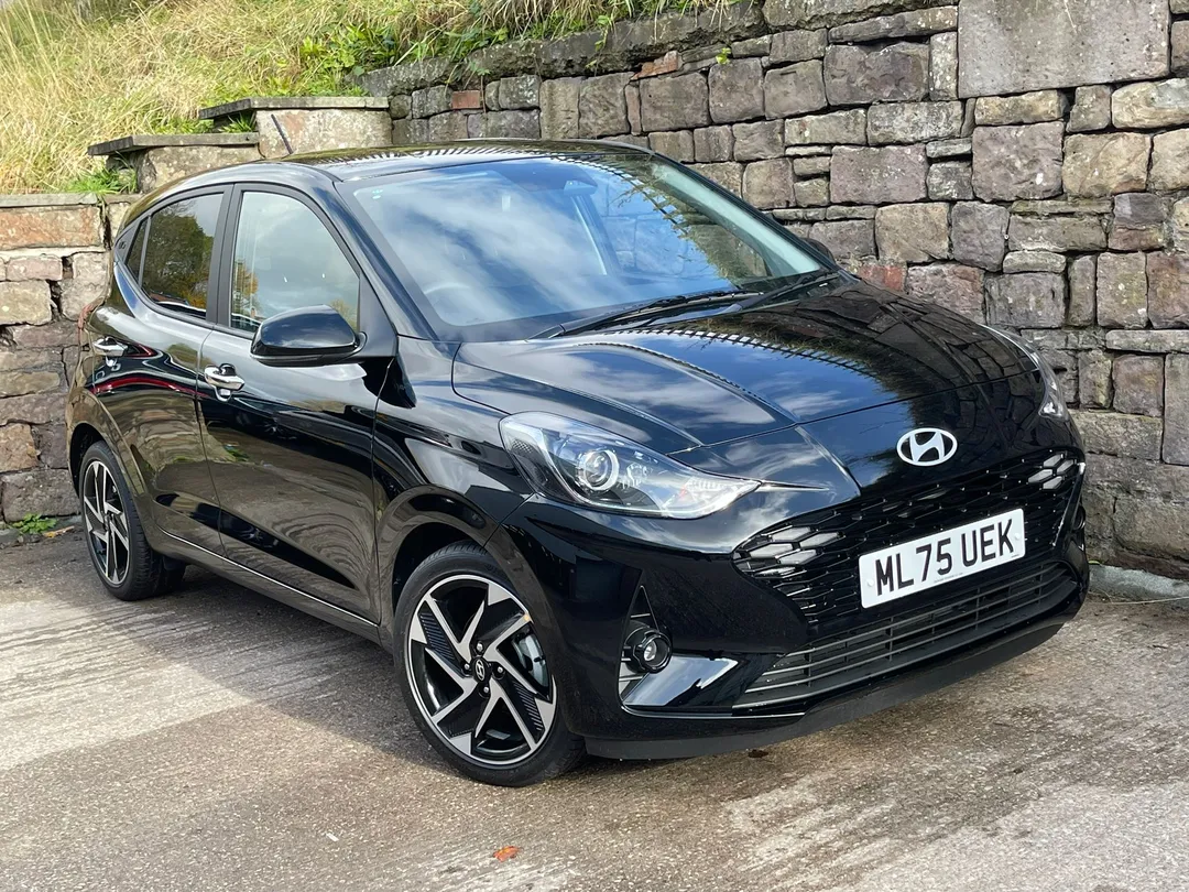 Hyundai i10 video thumbnail