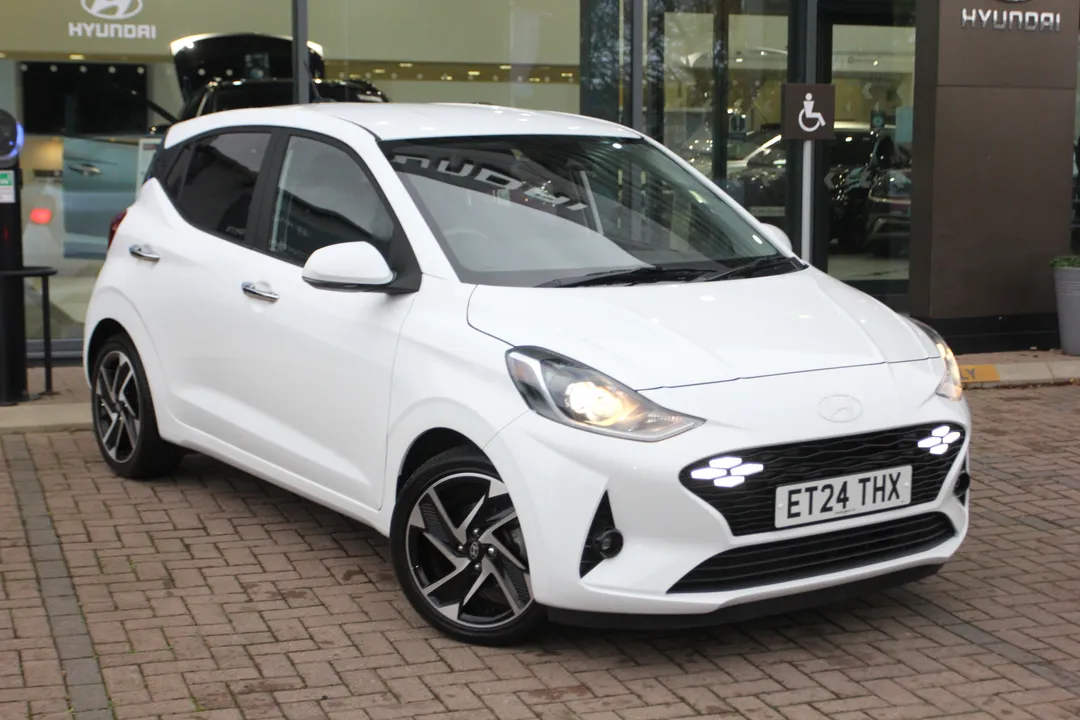 Hyundai i10 video thumbnail