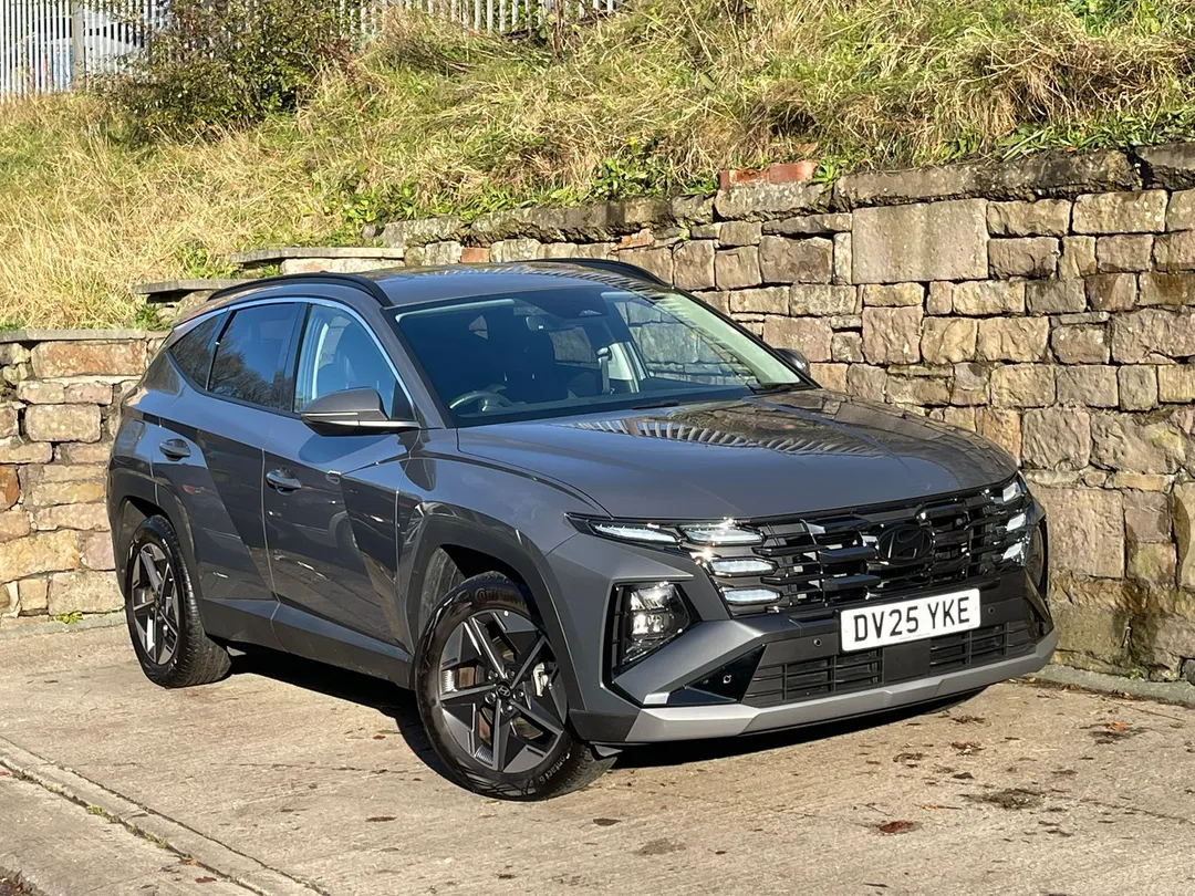 Hyundai Tucson video thumbnail