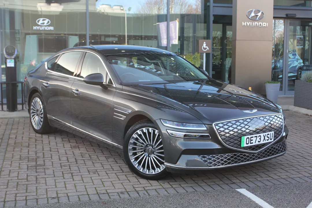 Genesis G80 video thumbnail